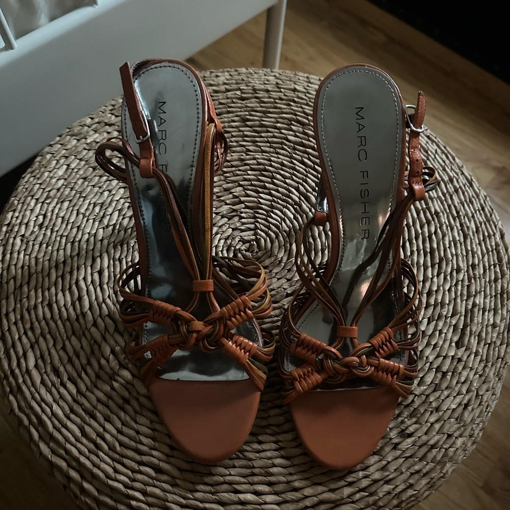 Marc Fisher Women's Burnt Orange Knotted Sandals